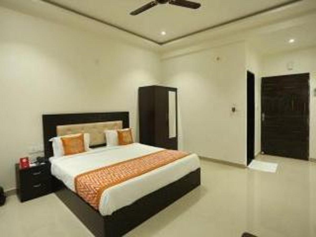 Hotel Anamsa Residency Vrindāvan Exteriér fotografie