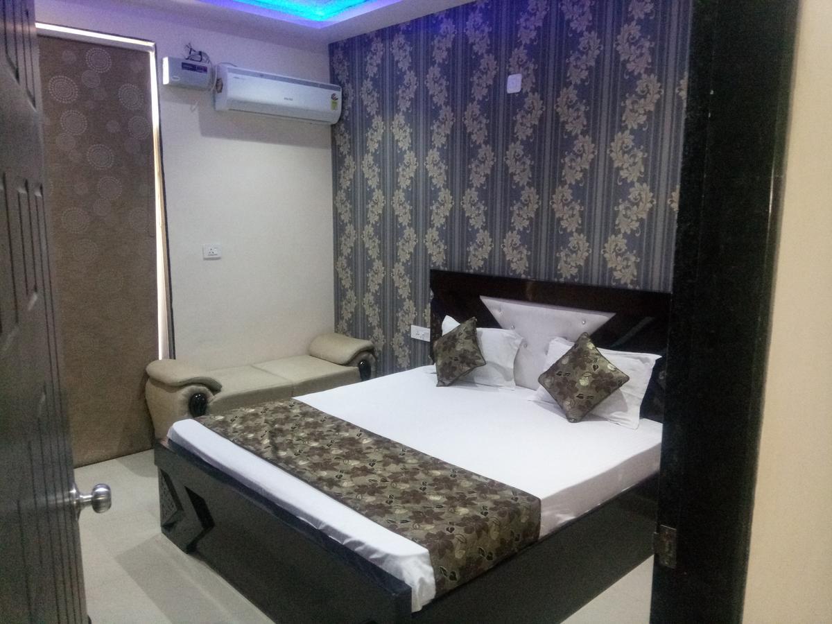 Hotel Anamsa Residency Vrindāvan Exteriér fotografie