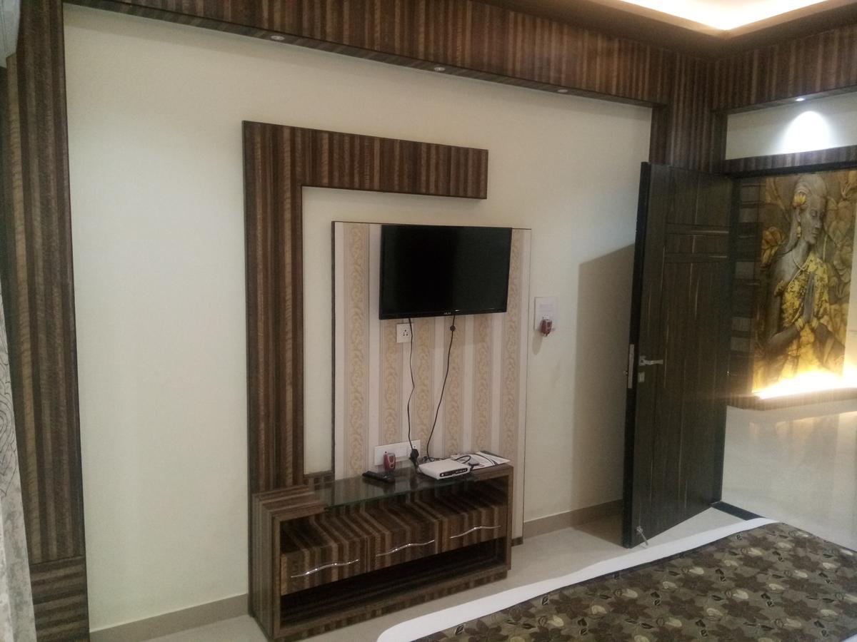 Hotel Anamsa Residency Vrindāvan Exteriér fotografie
